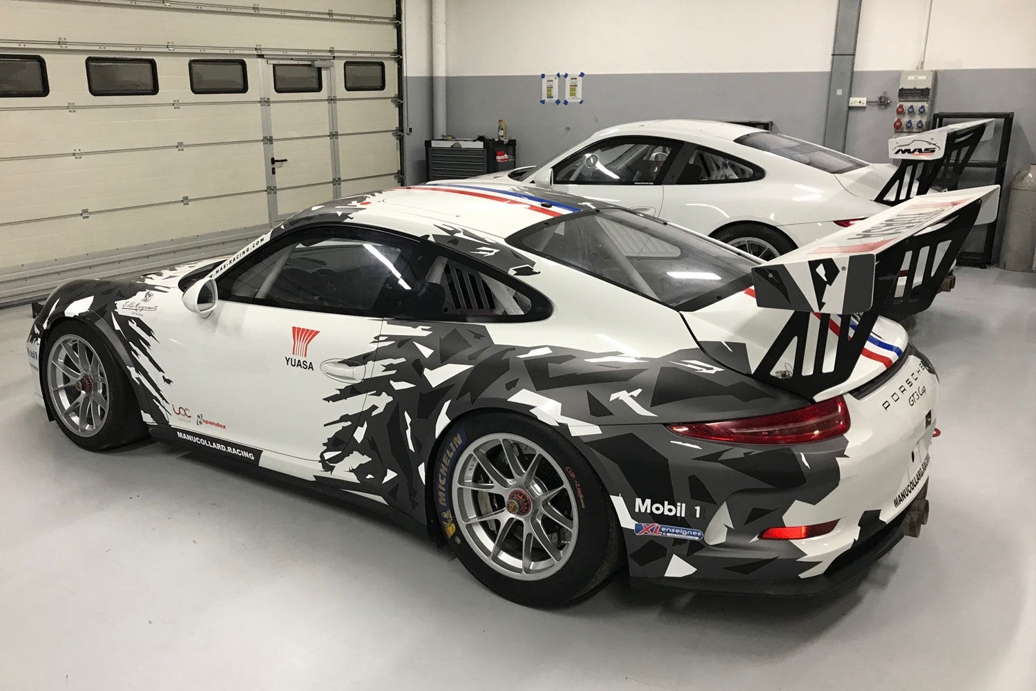 PORSCHE 911 GT3 CUP MANU COLLARD